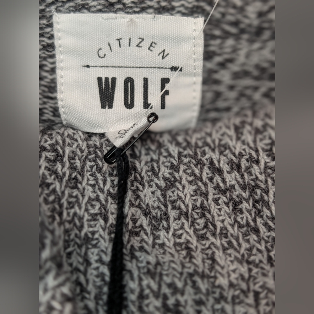 Citizen Wolf Cowl Neck Sweater Argyle Design NWT - Picture 6 of 7